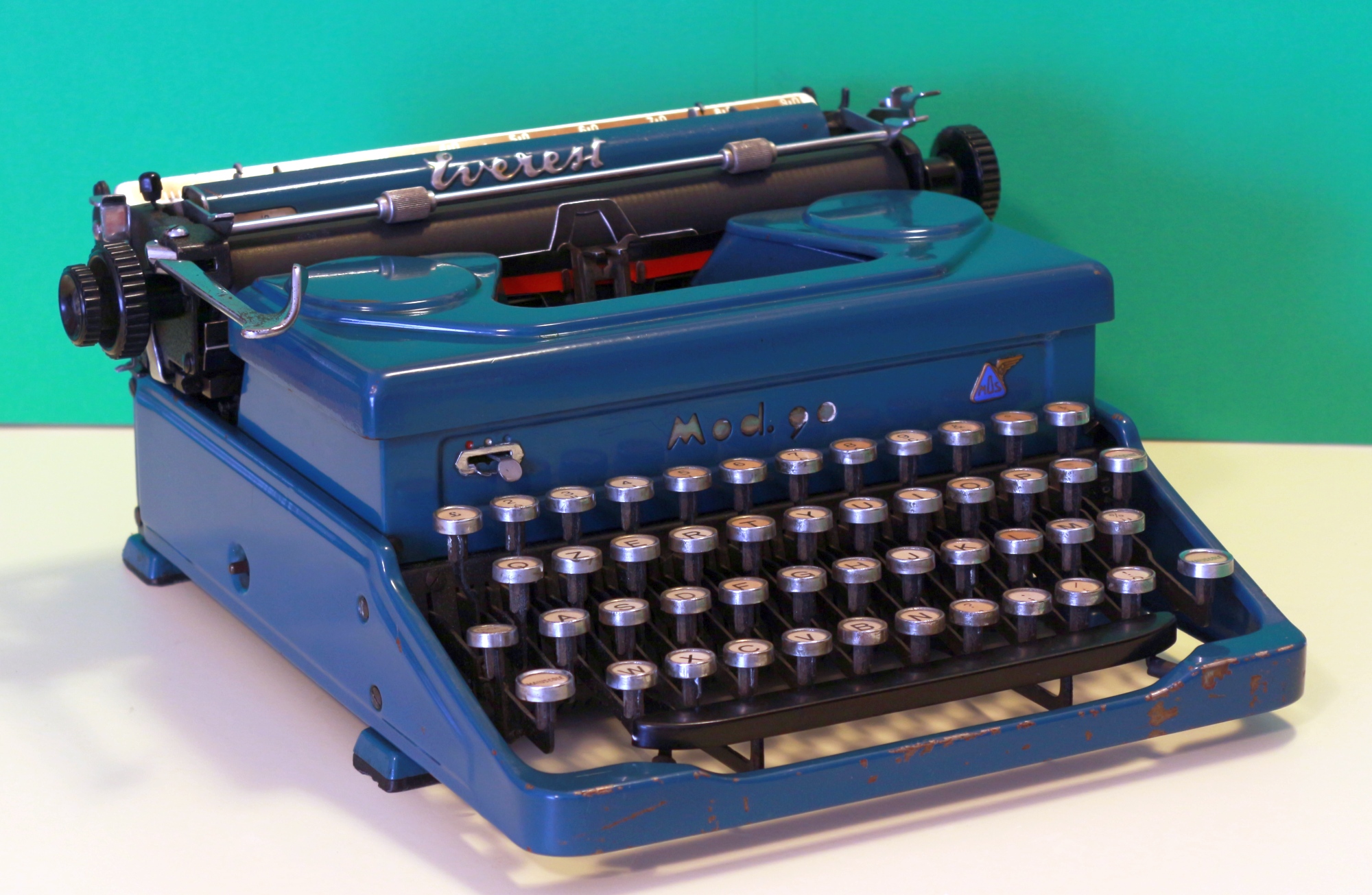 Everest 90 typewriter