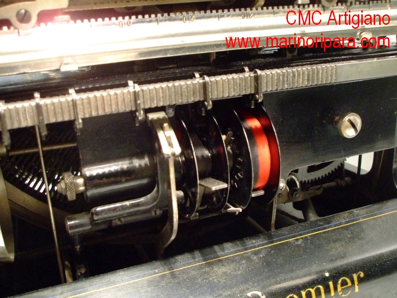 www.marinoripara.com restoring typewriter Smith Premier 10