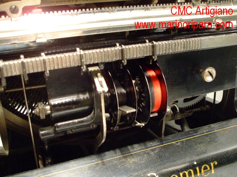 www.marinoripara.com restoring typewriter Smith Premier 10