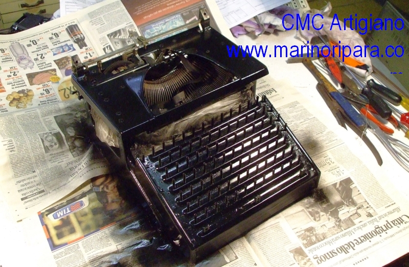 www.marinoripara.com - Smith Premier 10 typewriter restoring