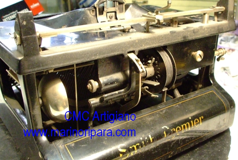 Smith premier 10 typewriter CMC Artigiano restoring Milano 3397458418