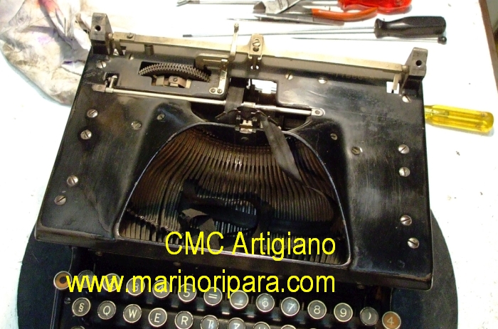 www.marinoripara.com Smith Premier 10 typewriter